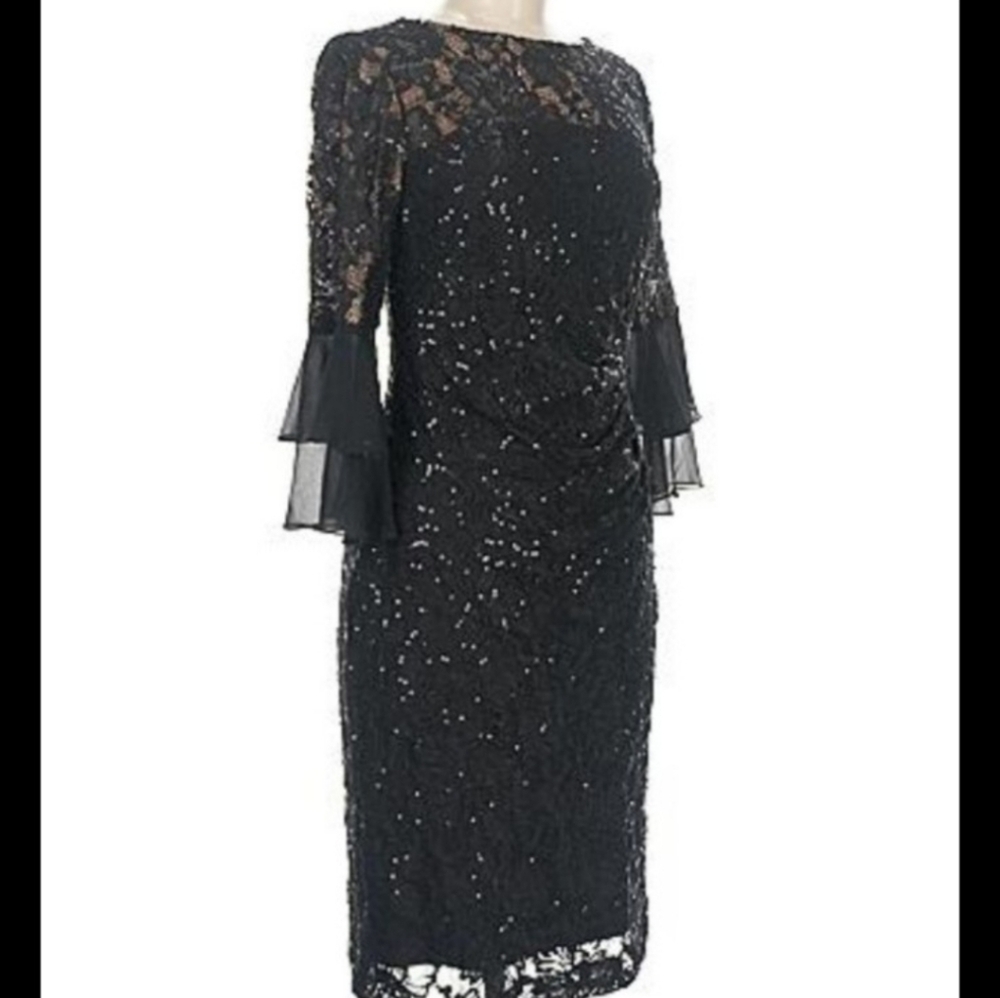 $265 Mint Condition Black Laced Cocktail Stretch Dress EUC 6  Presents New